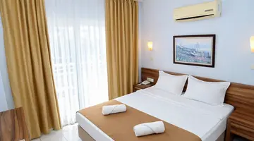 ALDER GARDEN HOTEL