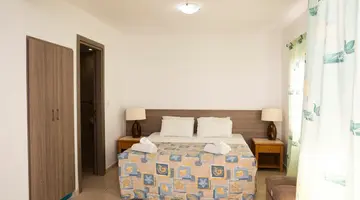 Alecos Hotel Apartments