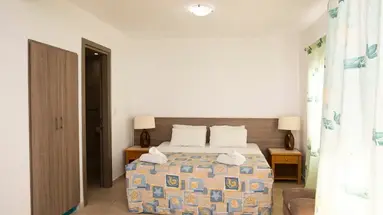 Alecos Hotel Apartments