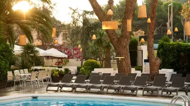 ALEGRIA FENALS MAR (ADULTS ONLY 18+)