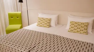 ALEGRIA PLAZA PARIS HOTEL ****