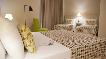 Alegria Plaza Paris