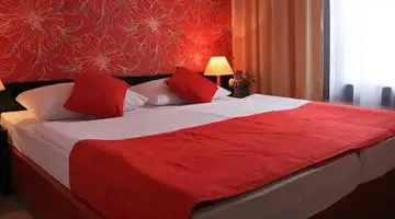 Aleksandar Hotel