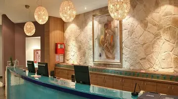 Aleksandar Hotel