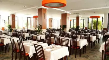 Aleksandar Hotel