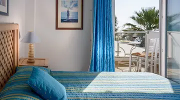 Alesahne Beach Hotel
