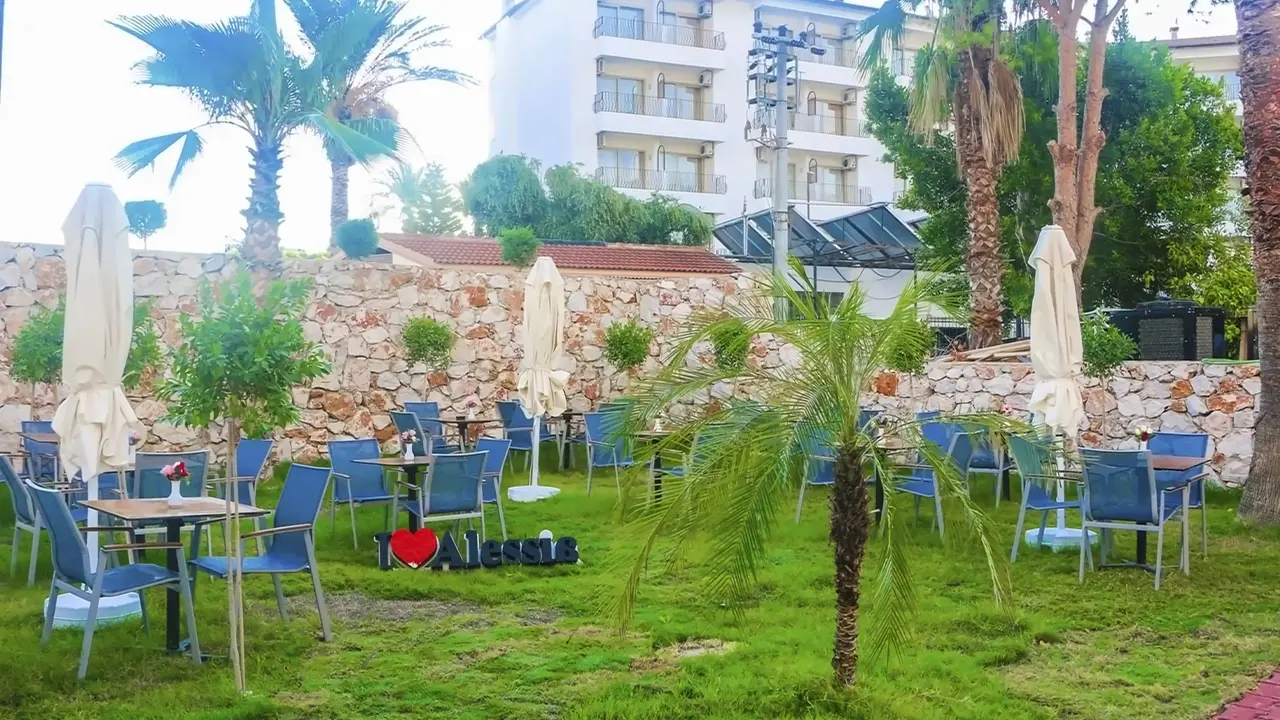 Alessia Hotel