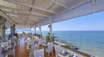 ALEXANDER BEACH HOTEL AND VILLAGE RESORT