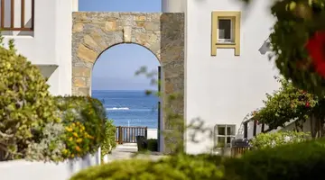 ALEXANDER BEACH HOTEL AND VILLAGE RESORT