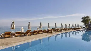 Alexander Beach Hotel And Village Resort
