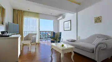 ALEXANDER BEACH HOTEL AND VILLAGE RESORT