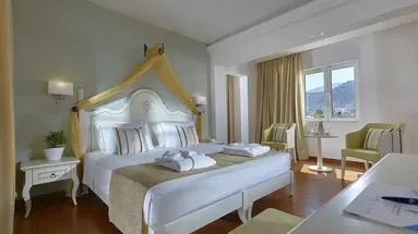 Alexander Beach Hotel And Village Resort
