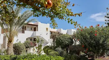 Alexander Beach Hotel & Village Resort