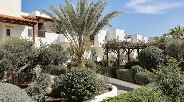 Alexander Beach Hotel & Village Resort