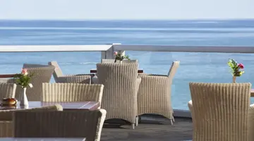 Alexander Beach Hotel & Village Resort