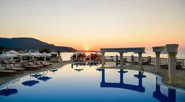 Alexander Beach Hotel & Village Resort
