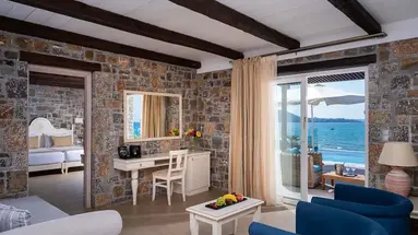 Alexander Beach Hotel & Village Resort
