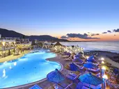 ALEXANDER BEACH HOTEL & VILLAGE RESORT