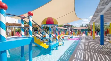 Alexander Beach Hotel & Village Resort
