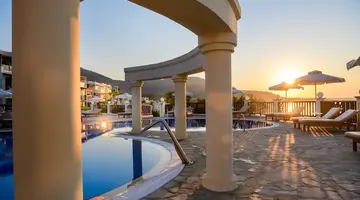 Alexander Beach Hotel & Village Resort