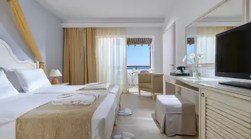 Alexander Beach Hotel & Village Resort