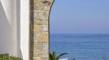 Alexander Beach Hotel & Village Resort
