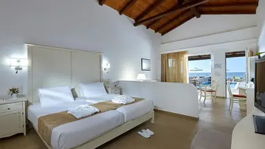 Alexander Beach Hotel & Village Resort