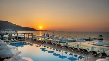 Alexander Beach Hotel & Village Resort