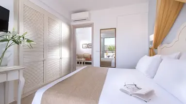 Alexander Beach Hotel & Village Resort