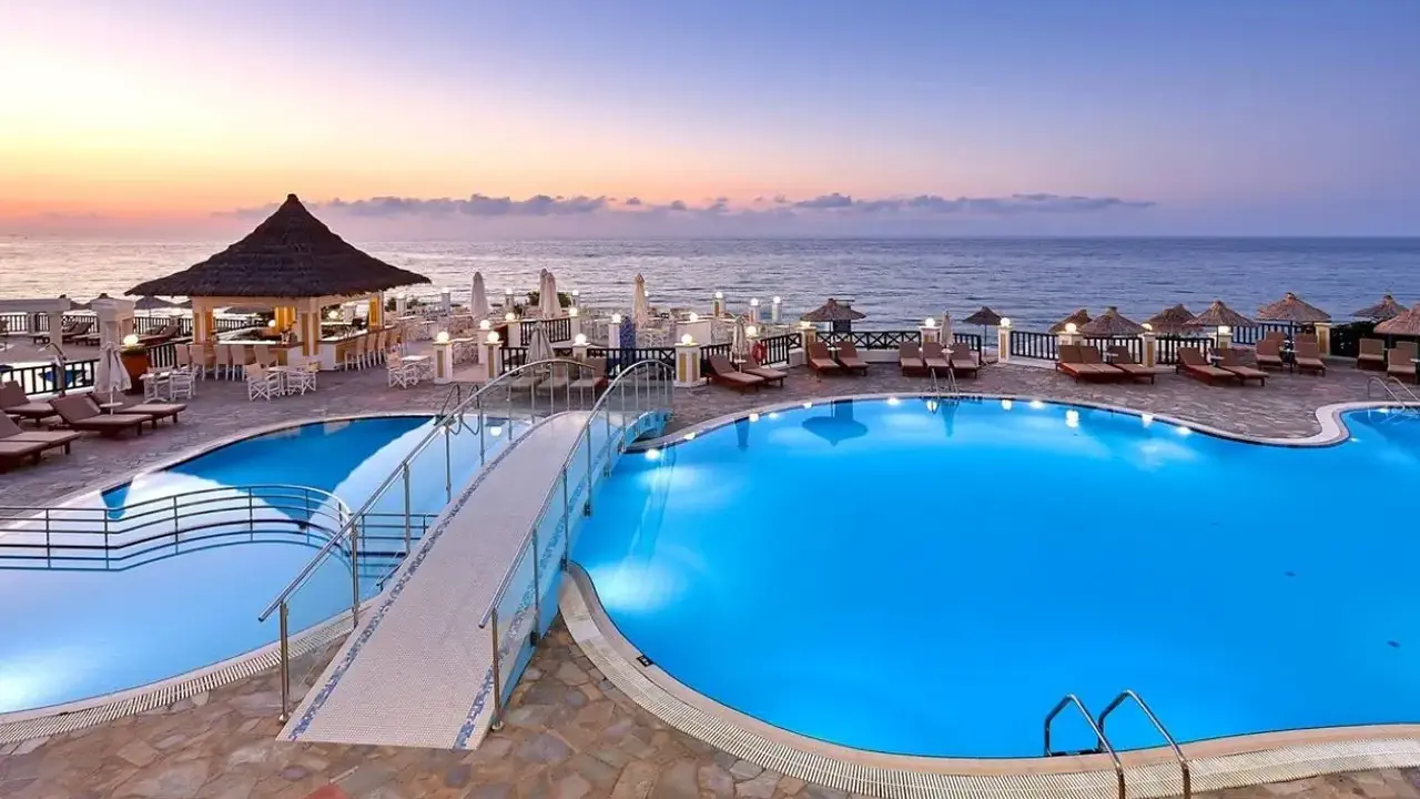 Alexander Beach Hotel & Village