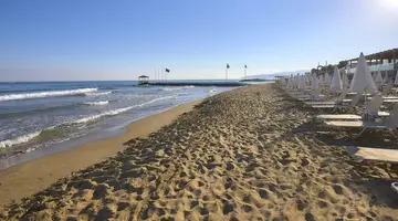 Alexander Beach Hotel & Village