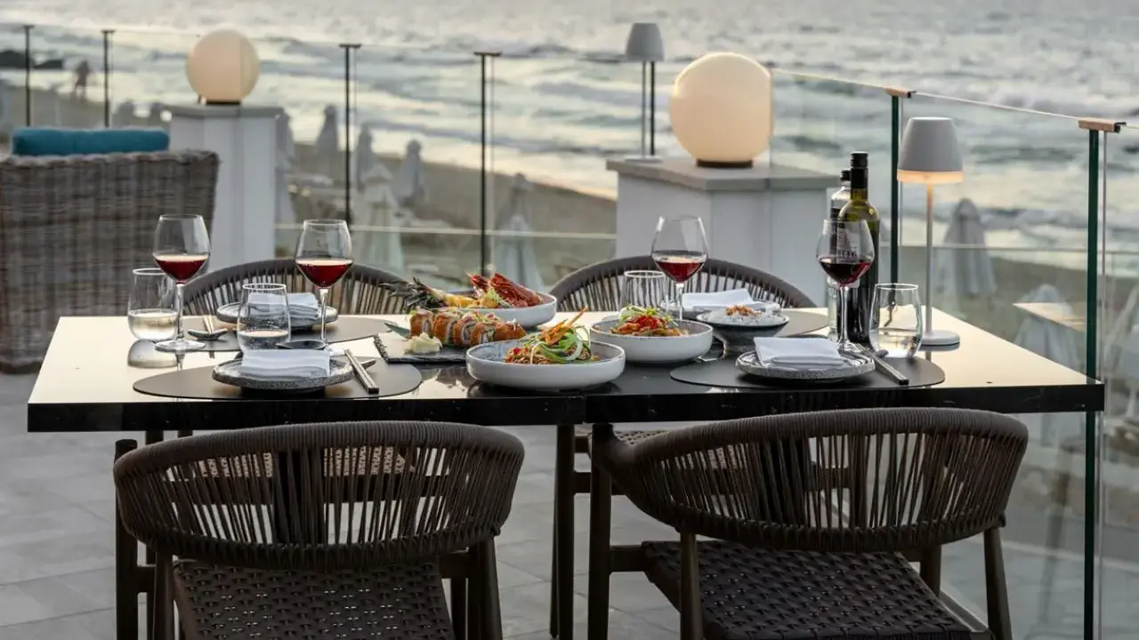 Alexander Beach Hotel & Village