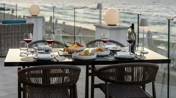Alexander Beach Hotel & Village