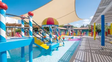 Alexander Beach Hotel & Village