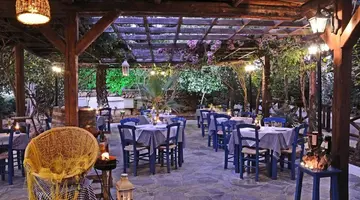 Alexander Beach Hotel & Village
