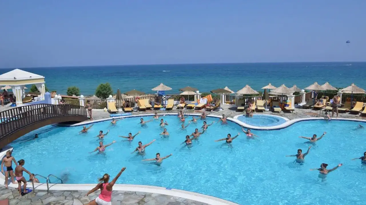 Alexander Beach Hotel & Village
