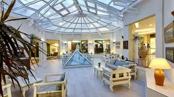 Alexander Beach Hotel & Village