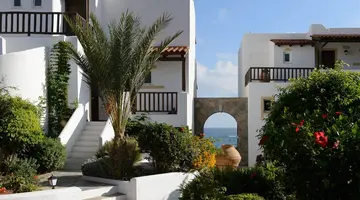 Alexander Beach Hotel