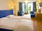 Alexander Hotel