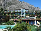 Alexander Hotel