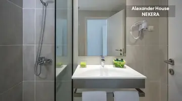 Alexander House