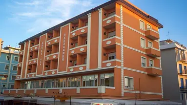 Alexander Resort