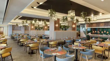 Alexander the Great Hotel