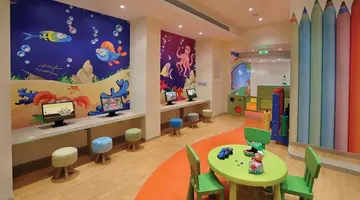 Alexander the Great Hotel