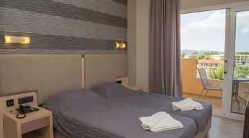 Alexander the Great Hotel