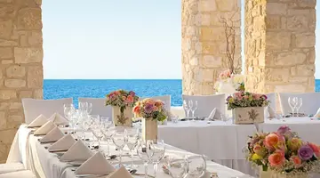 Alexander The Great Hotel