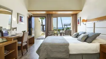Alexander the Great Hotel