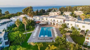 Alexandra Beach Hotel and Apartments