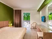 Alexandra Beach Hotel and Apartments