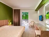 Alexandra Beach Hotel and Apartments